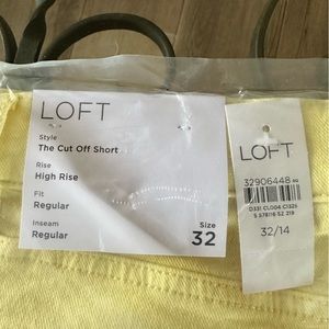 Loft NWT cut off shorts. High rise. Yellow. 14